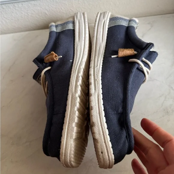 Hey Dude Men's Wally Break Stitch Slip Ons - Picture 5 of 10